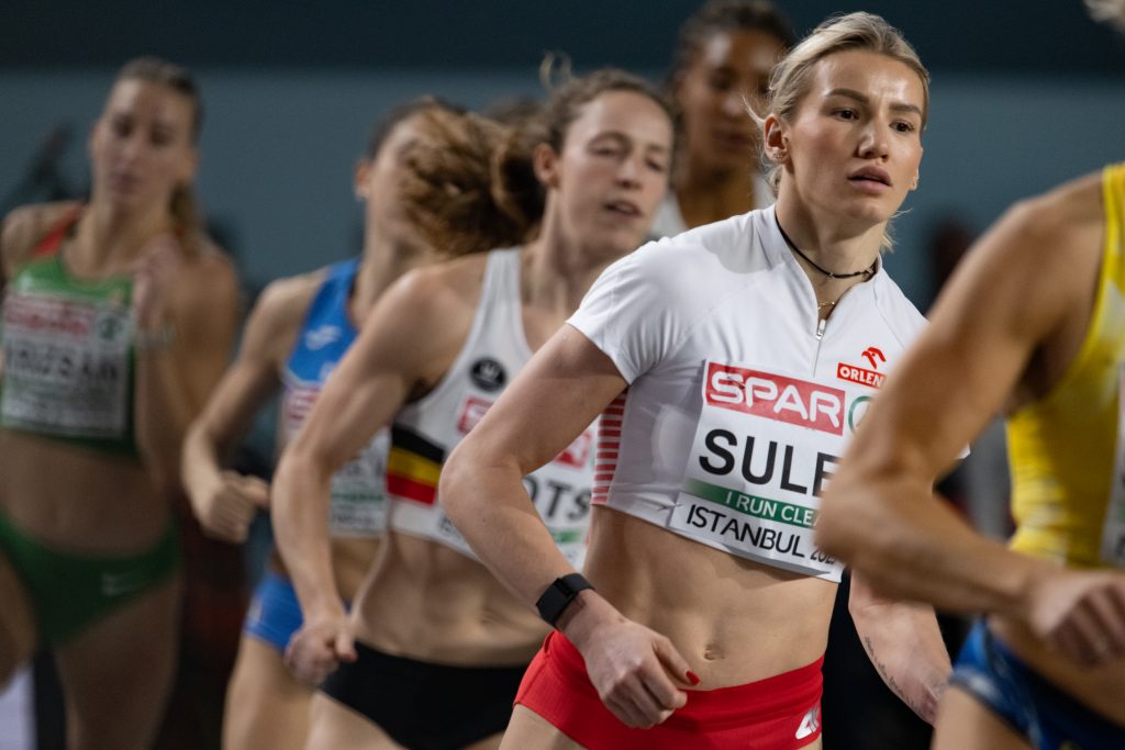 Adrianna Sulek en route to a short-lived world record in pentathlon